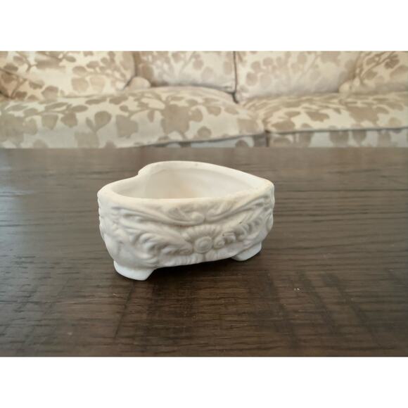 Vintage Porcelain Ceramic Floral Jewelry/Trinket Boxes – Set of 2 - Picture 5 of 10